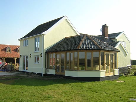 Green oak garden room